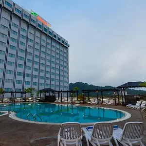 bayview-langkawi.tophotelslangkawi.com/
